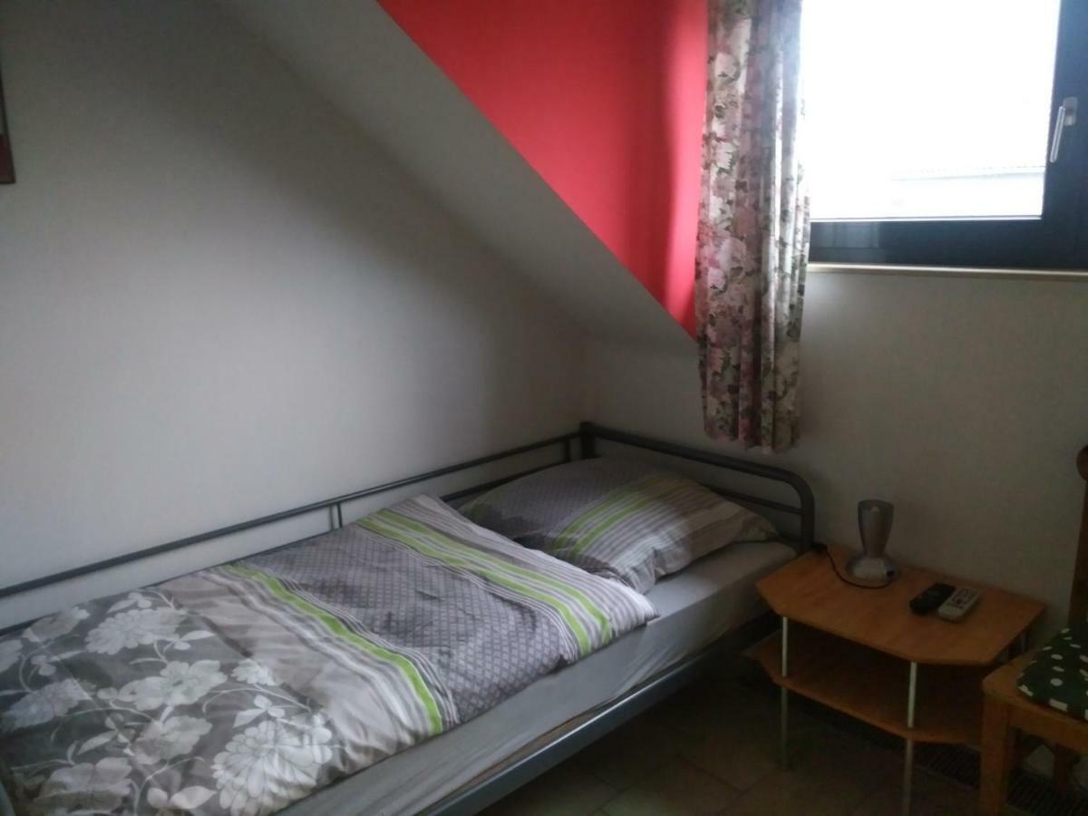 Bea'S Monteurzimmer Seckach Kültér fotó