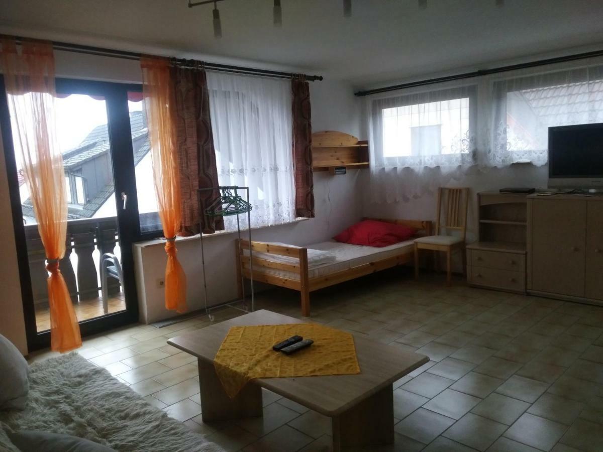 Bea'S Monteurzimmer Seckach Kültér fotó