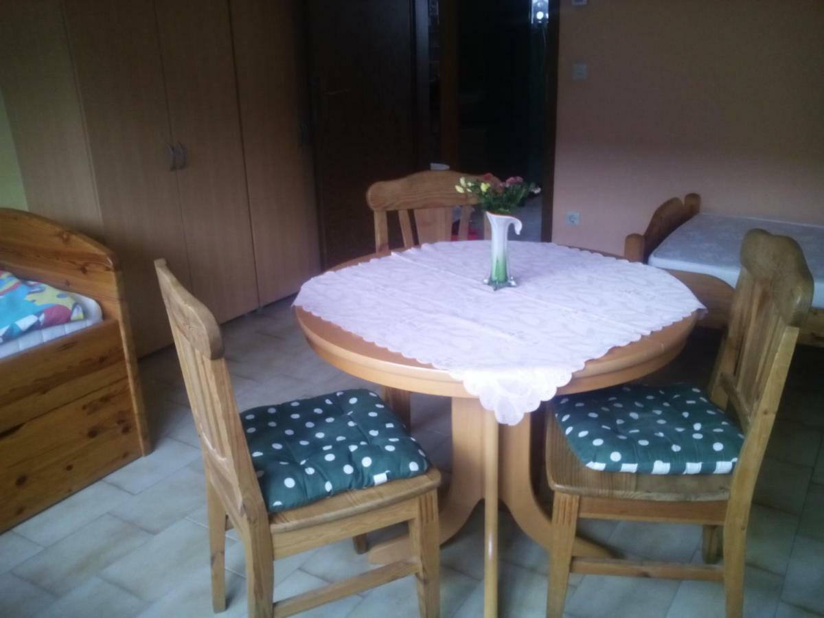 Bea'S Monteurzimmer Seckach Kültér fotó