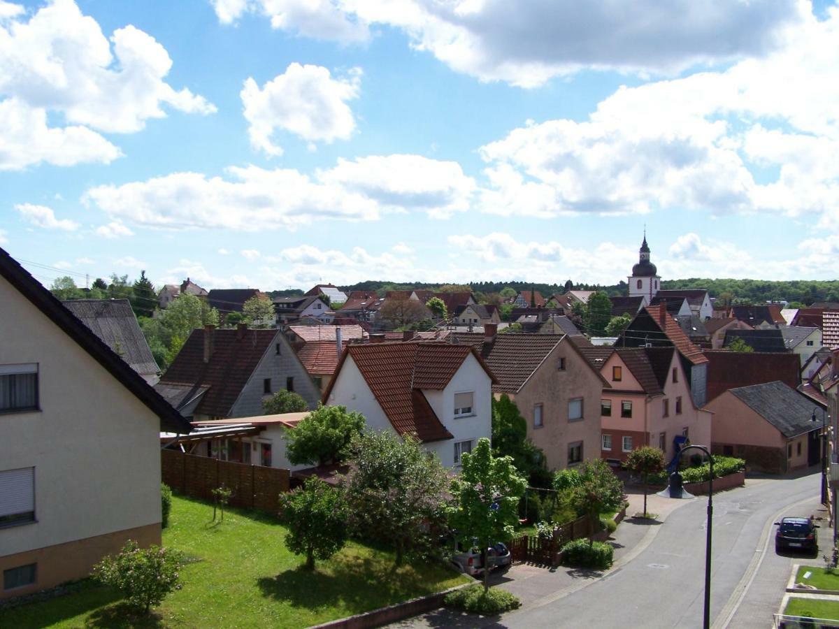 Bea'S Monteurzimmer Seckach Kültér fotó